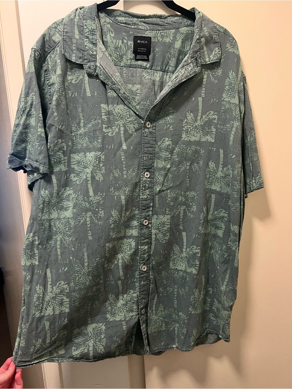 RVCA Men's Sage Green Palm-Print Button-Up Shirt